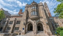 istockphoto-2163973995-612x612 (1)